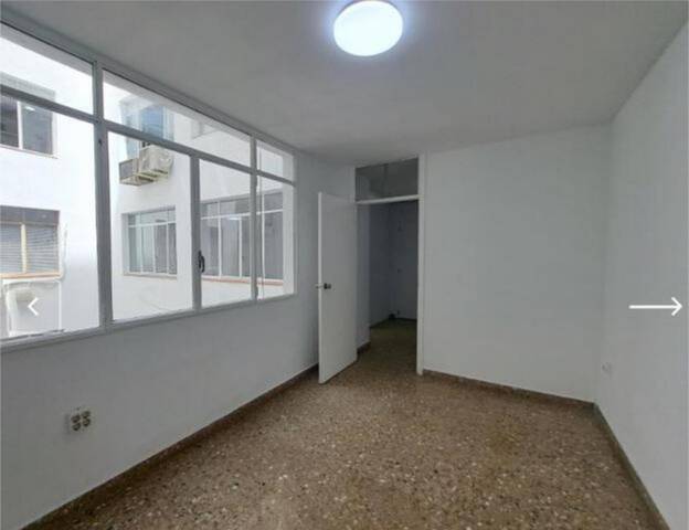 Oficina en Alquiler en La Xerea