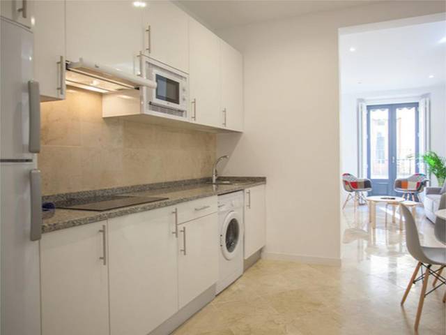 Piso en Alquiler en Calle de las Pozas, 16 en Universidad - Malasaña