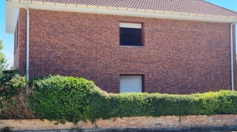 Piso en venta en Poblado Villanueva la Blanca, 22, Villarcayo de Merindad de Castilla la Vieja, Burgos - imagen 2 Foto 2 de Piso en venta en Poblado Villanueva la Blanca, 22, Villarcayo de Merindad de Castilla la Vieja, Burgos