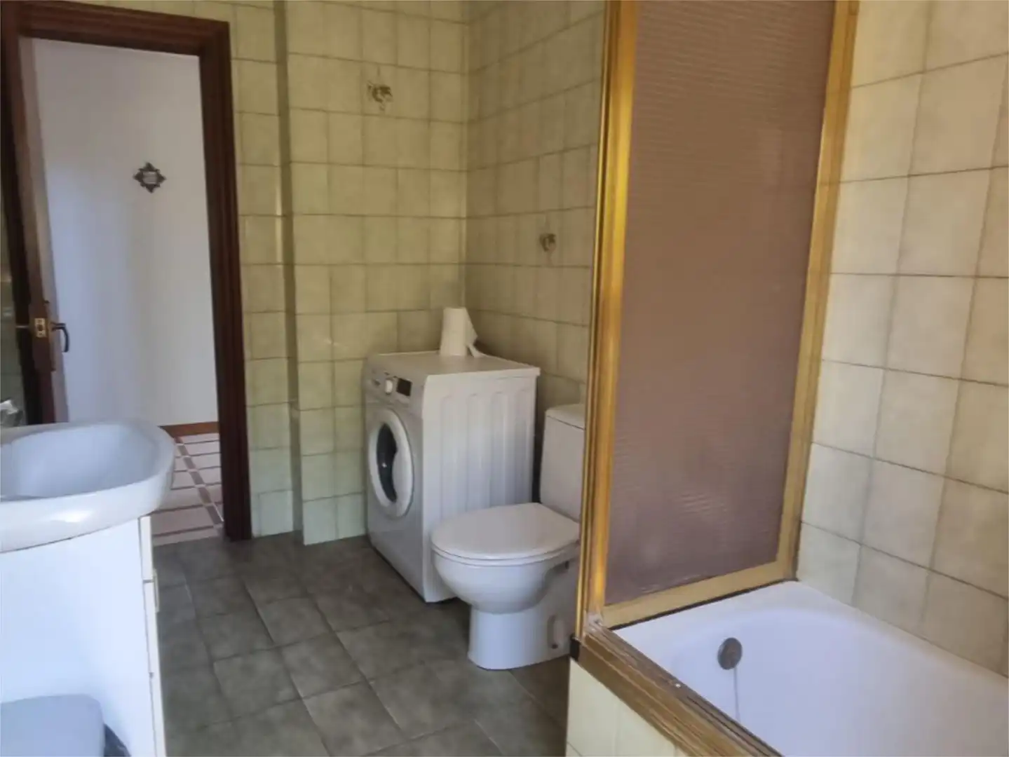 Wohnung zum Verkauf in Poblado Villanueva la Blanca, 22, Villarcayo de Merindad de Castilla la Vieja Badezimmer von Wohnung zum Verkauf in Villarcayo de Merindad de Castilla la Vieja mit Heizung, Privatgarten und Parkett