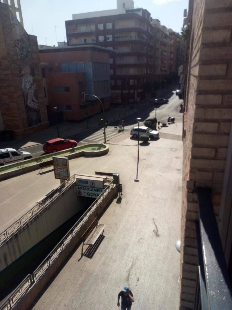Piso de alquiler en Avenida Eduardo García Maroto, 9, Peñamefecit - Avda Barcelona