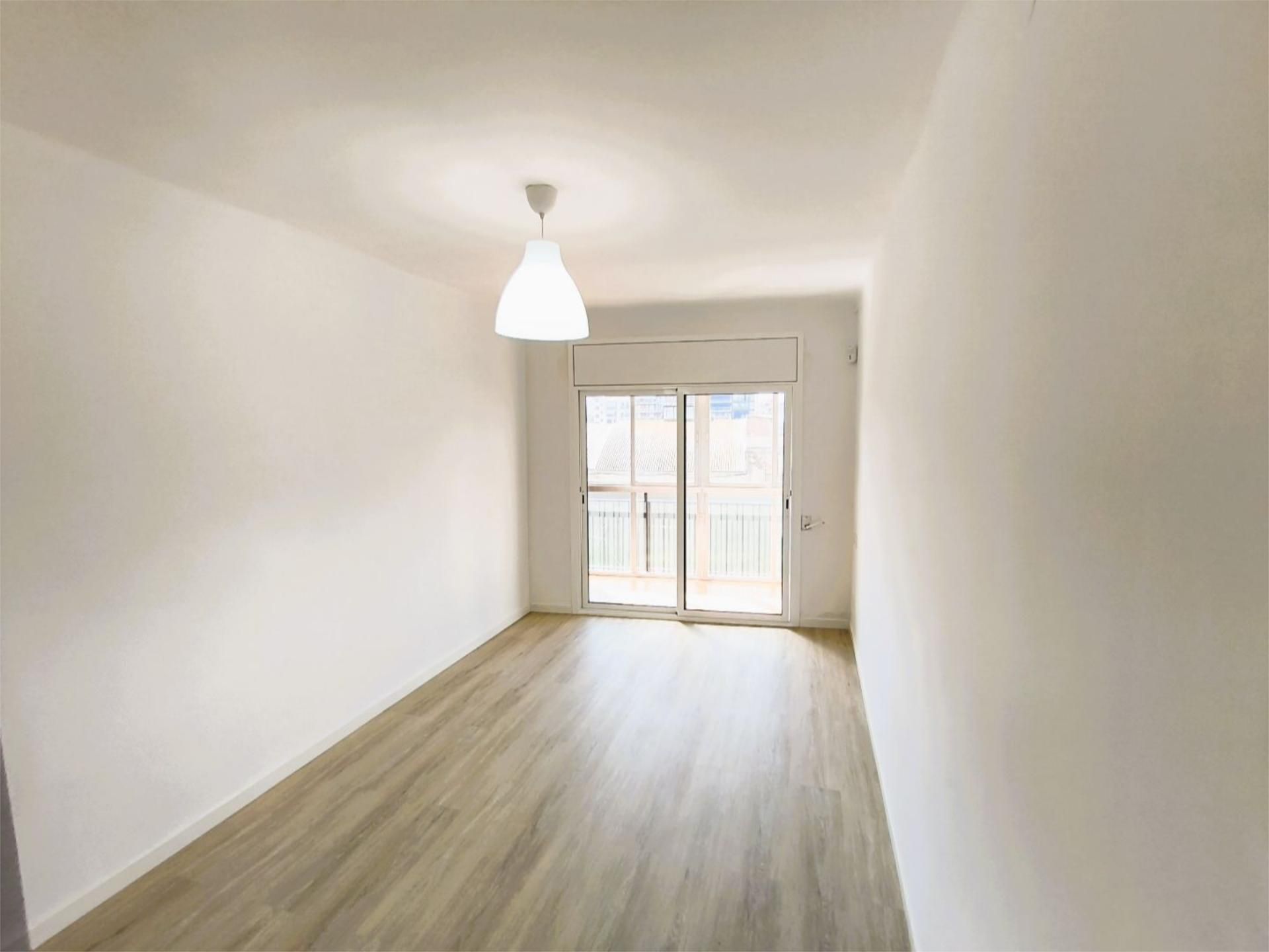 Bedroom of Flat for sale in Granollers