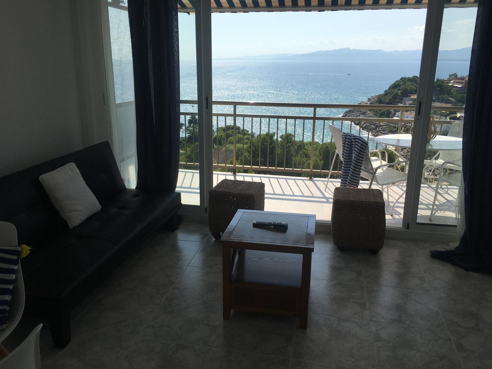 Living room of Apartment to rent in Salou  with Air Conditioner, Terrace and Swimming Pool