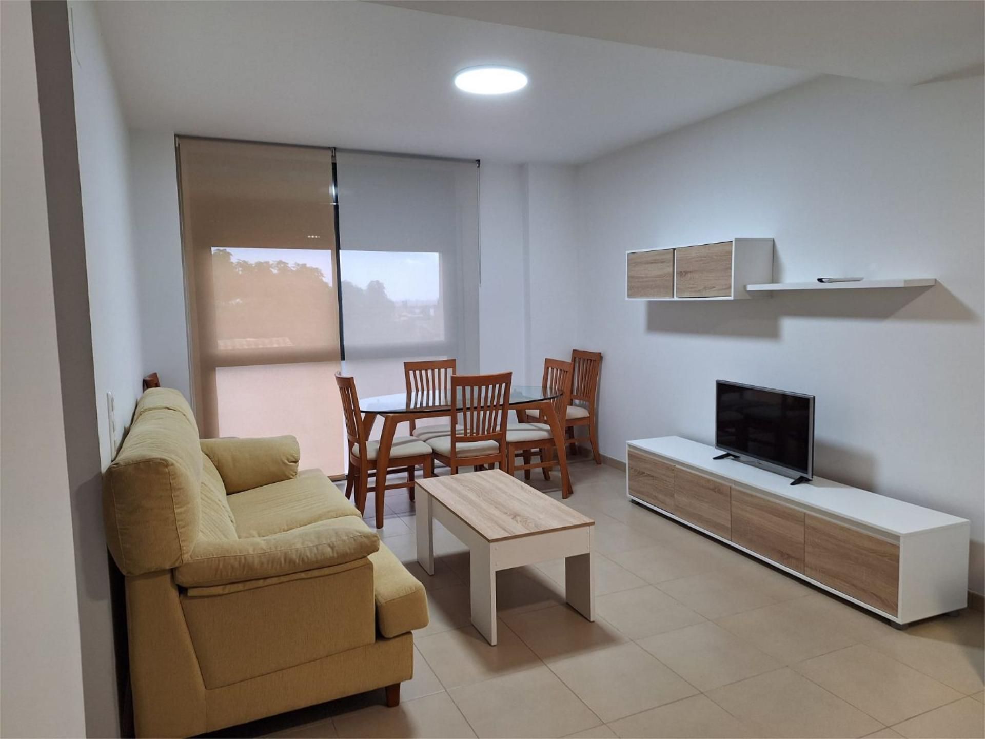 Wohnzimmer von Wohnung miete in L'Aldea mit Klimaanlage, Heizung und Möbliert