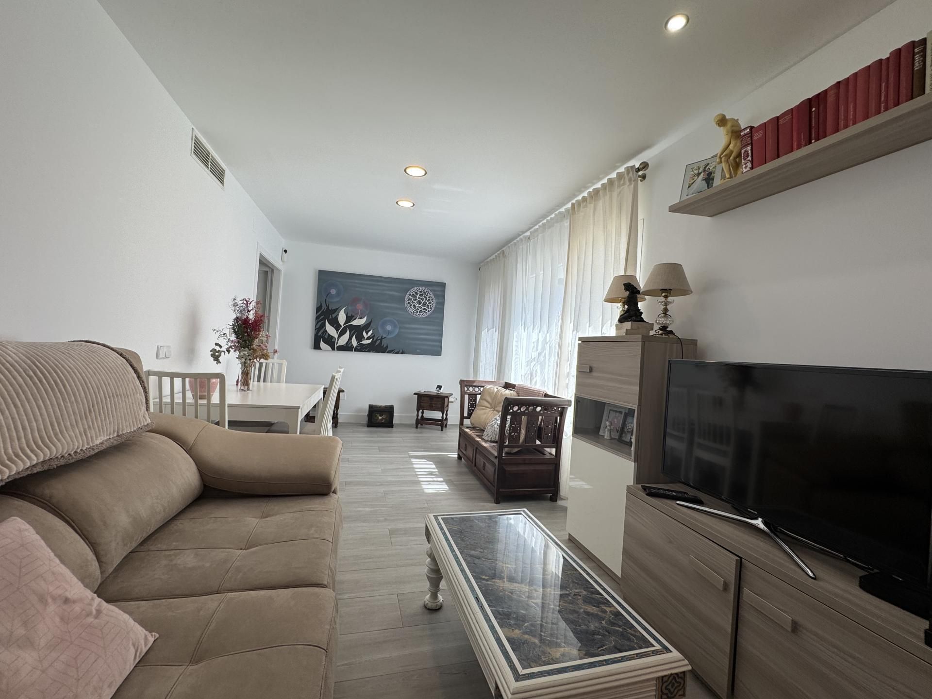 Living room of Single-family semi-detached for sale in Loeches  with Air Conditioner