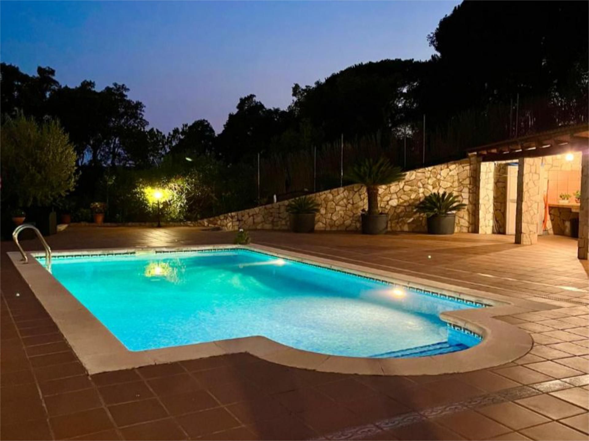 Piscina de Piso en venta en Vidreres con Terraza, Piscina y Balcón