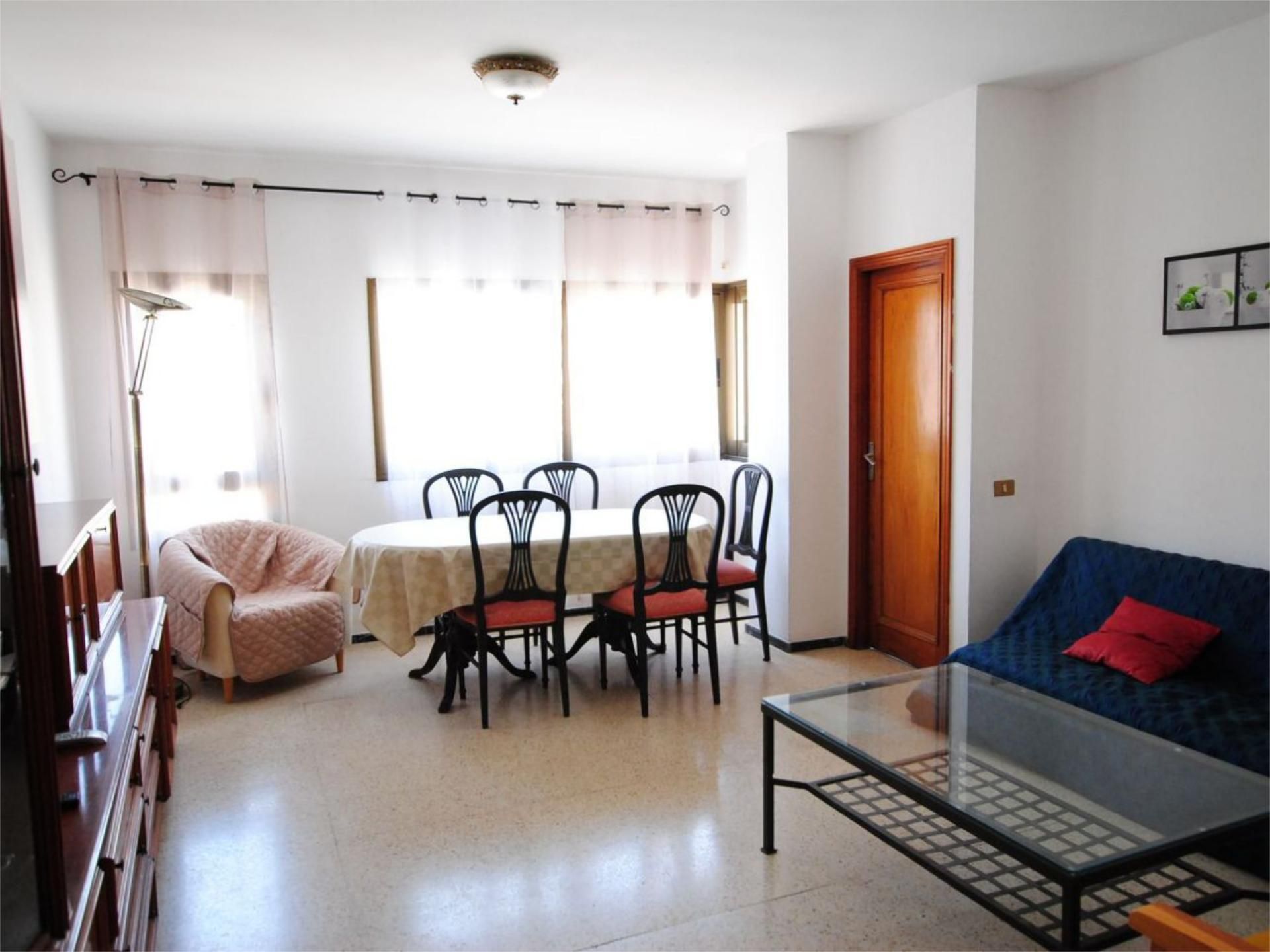 Living room of Flat to rent in Las Palmas de Gran Canaria  with Terrace, Storage room and Furnished
