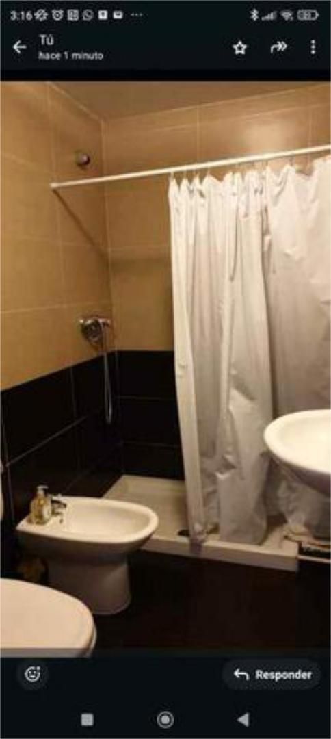 Bany de Apartament en venda en  Teruel Capital amb Calefacció, Terrassa i Moblat