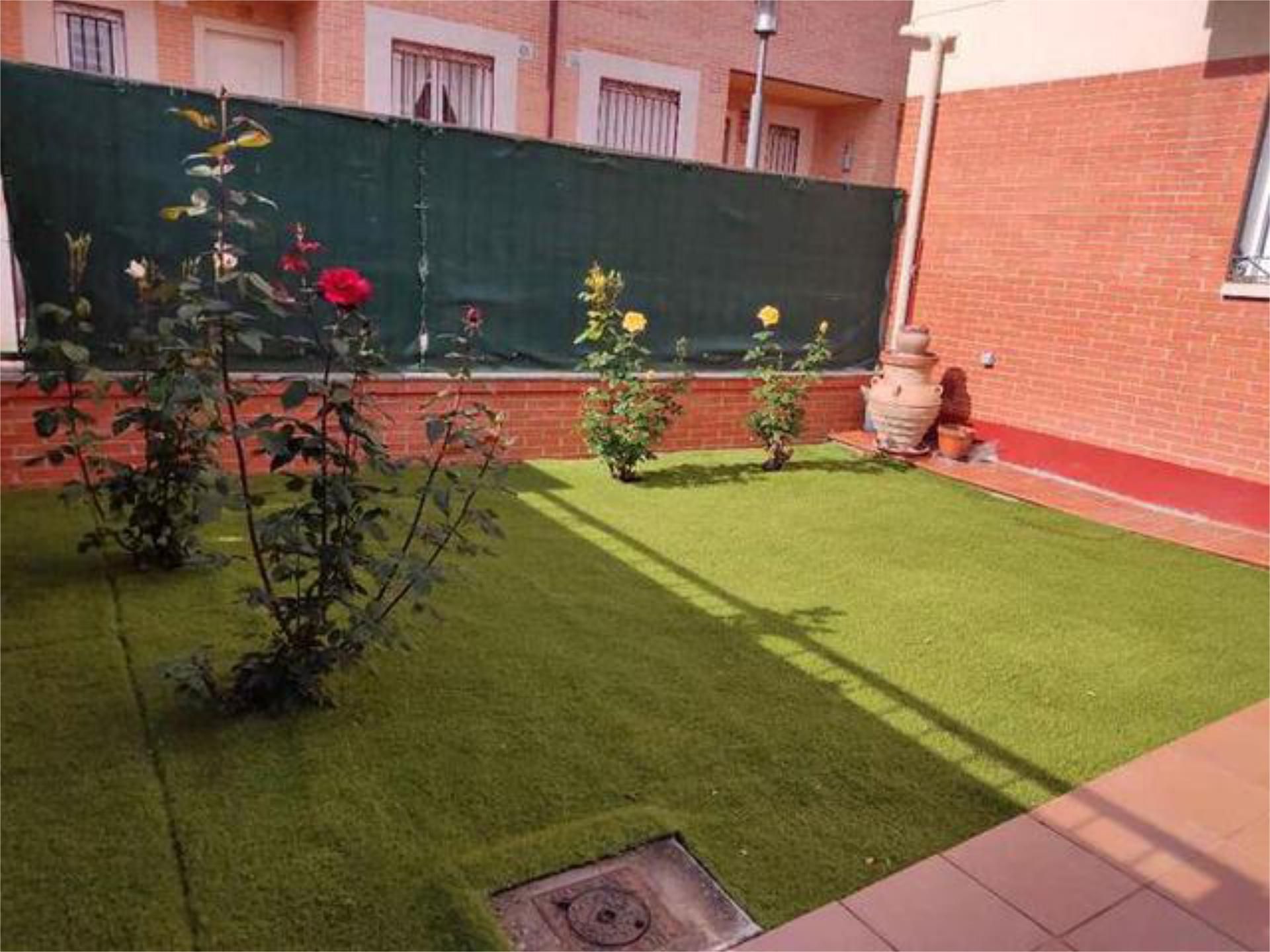 Terrassa de Casa o xalet de lloguer en Burgos Capital amb Calefacció, Jardí privat i Terrassa