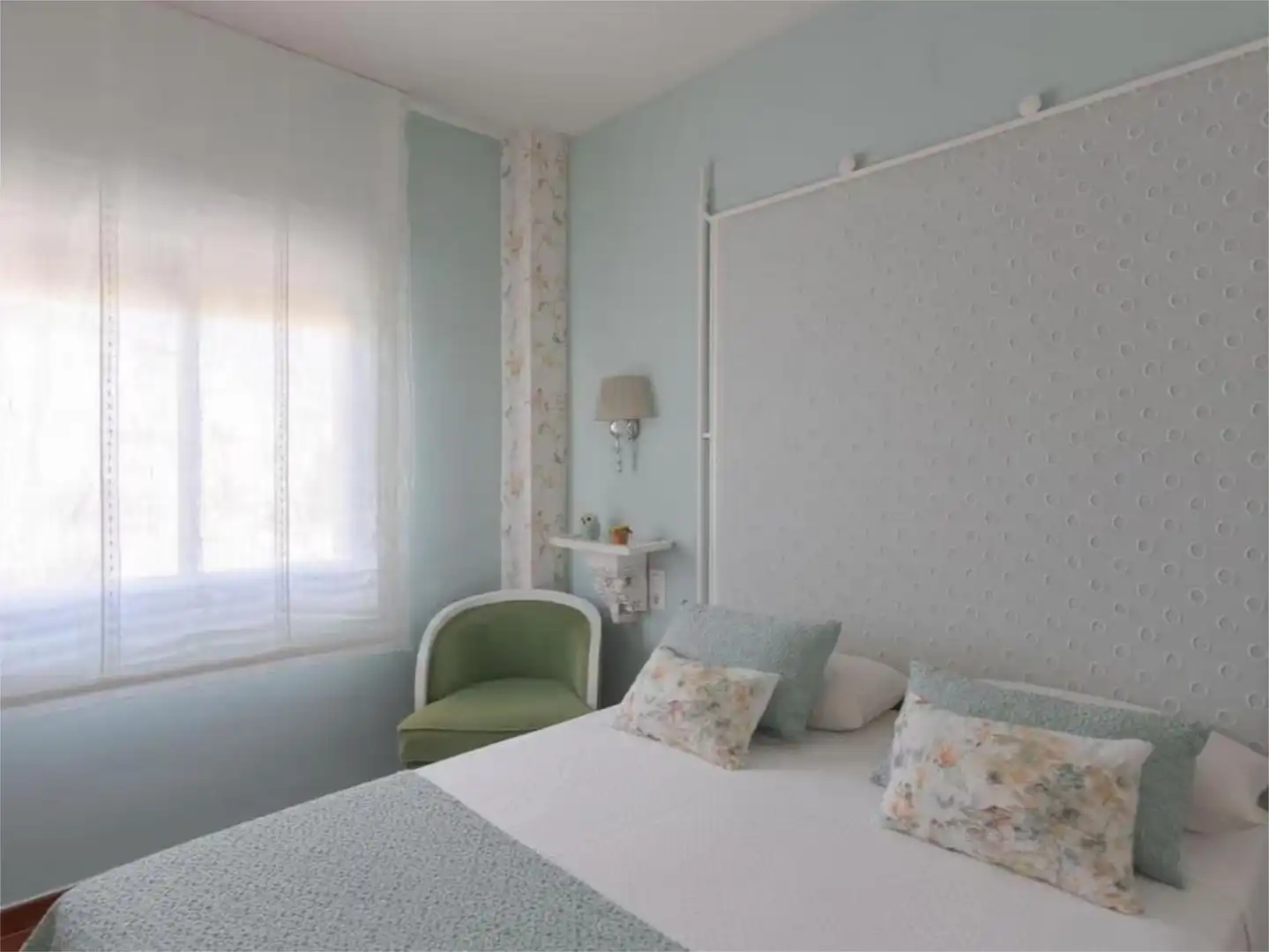 Habitación de Piso de alquiler en Rota con Aire acondicionado, Jardín privado y Parquet
