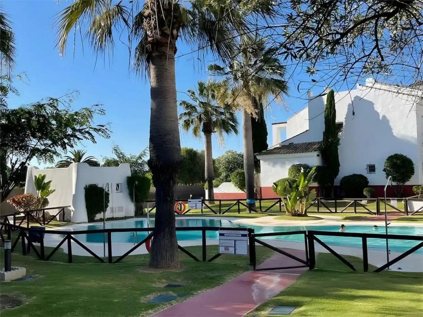 Jardín de Piso de alquiler en Rota con Aire acondicionado, Jardín privado y Parquet