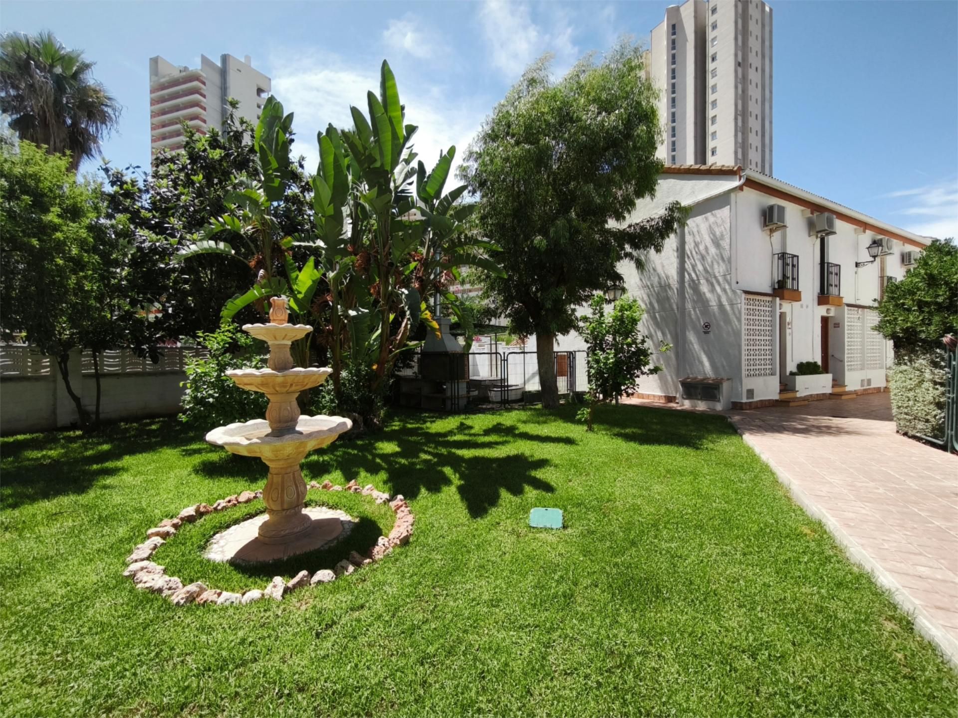 Garden of House or chalet for sale in Benidorm  with Terrace and Swimming Pool
