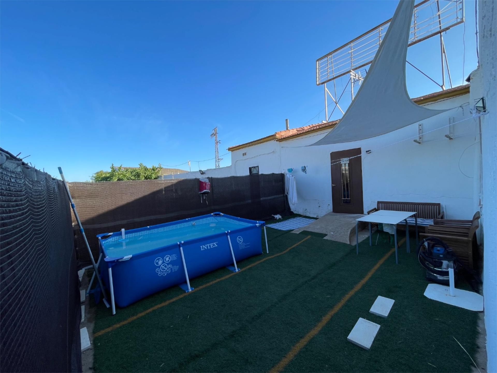 Piscina de Piso de alquiler en Daimiel con Piscina, Amueblado y Parking comunitario