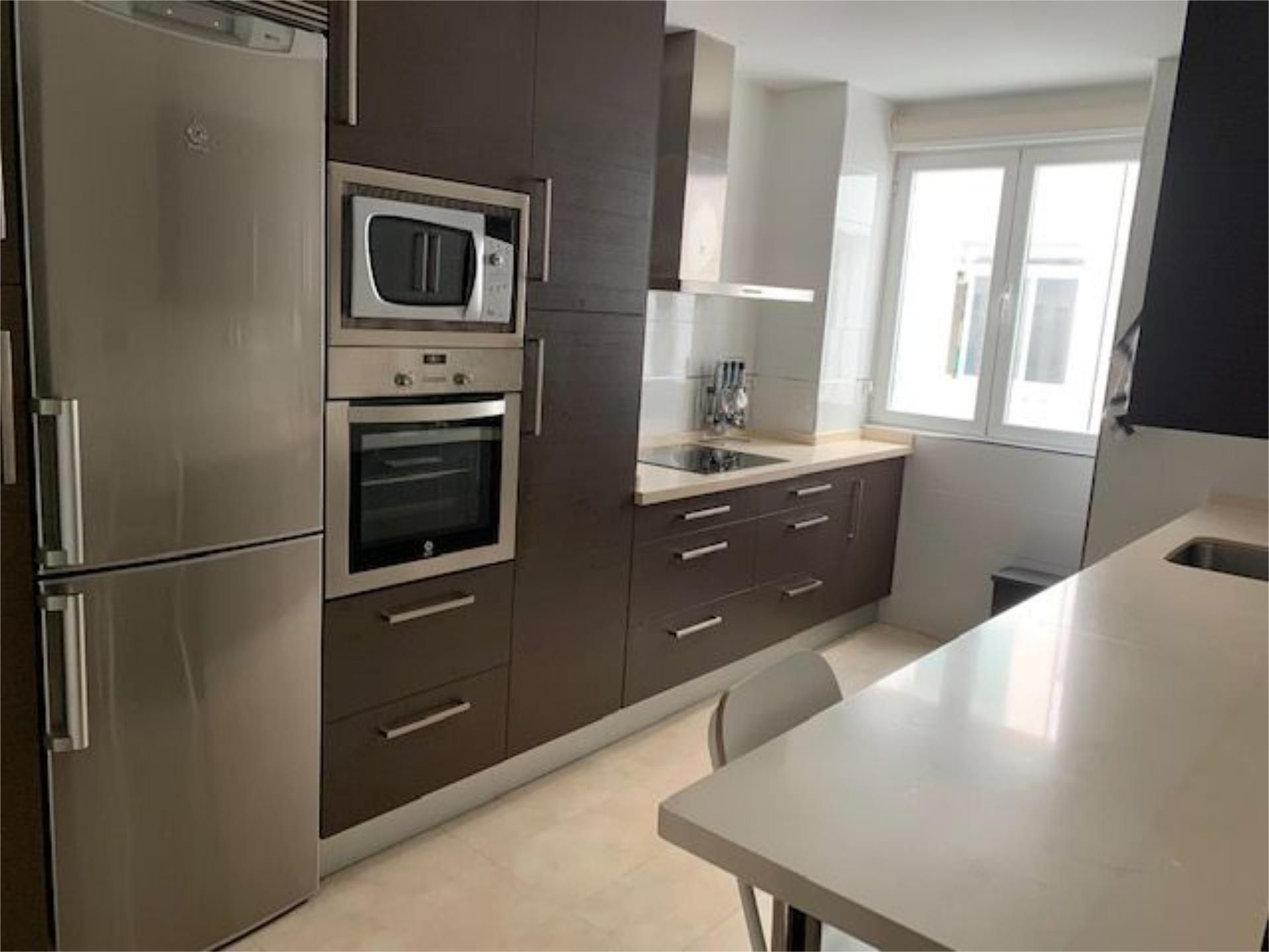Kitchen of Flat to rent in  Granada Capital  with Air Conditioner, Terrace and Balcony