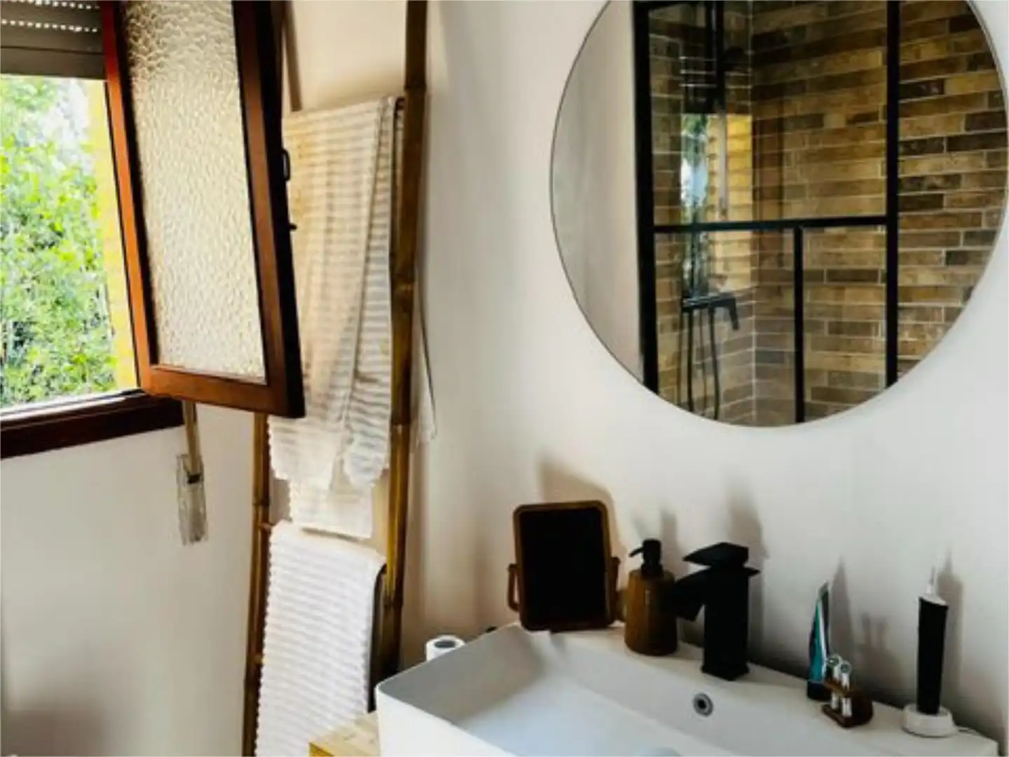 Flat for rent in Carretera de les Marines a Dénia, 222, El Palmar - Los Molinos Bathroom of Flat for rent in Dénia with Terrace, Furnished and Balcony
