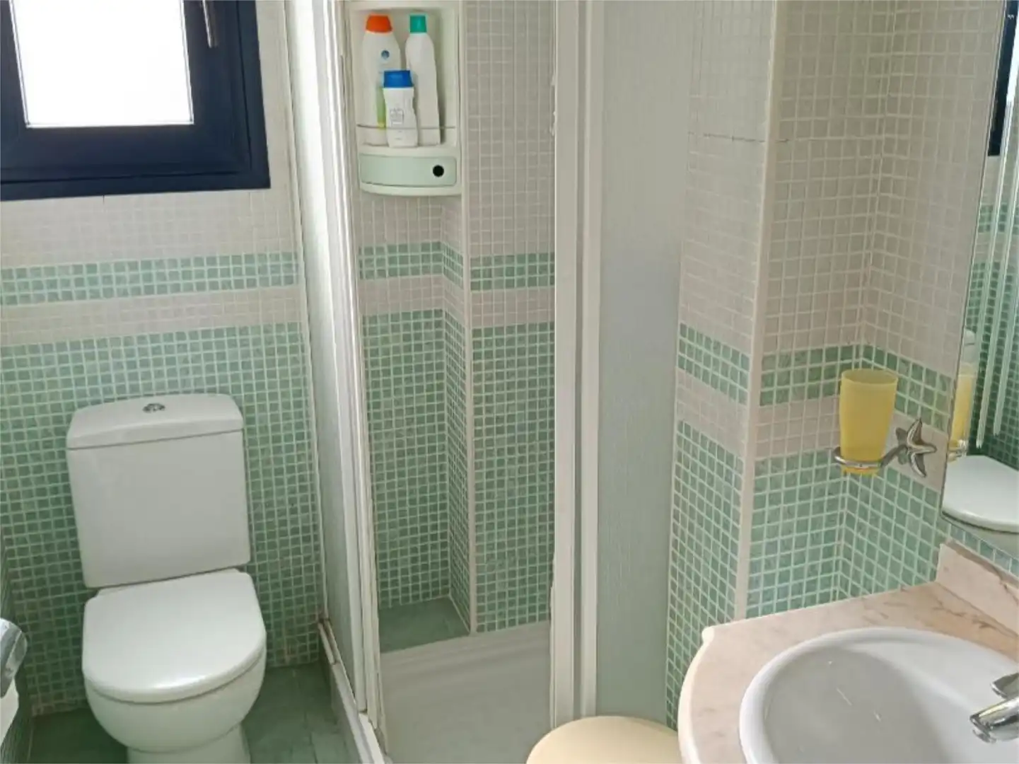 Bathroom of Flat for sale in Calpe / Calp  with Air Conditioner, Heating and Terrace