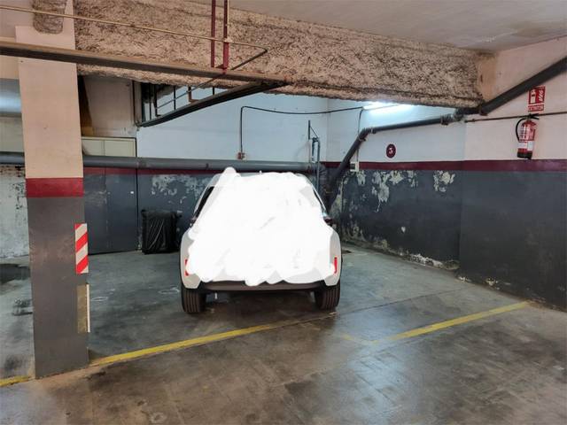 Garaje en Venta en Carrer de Sant Bernabé, 17 en Horta