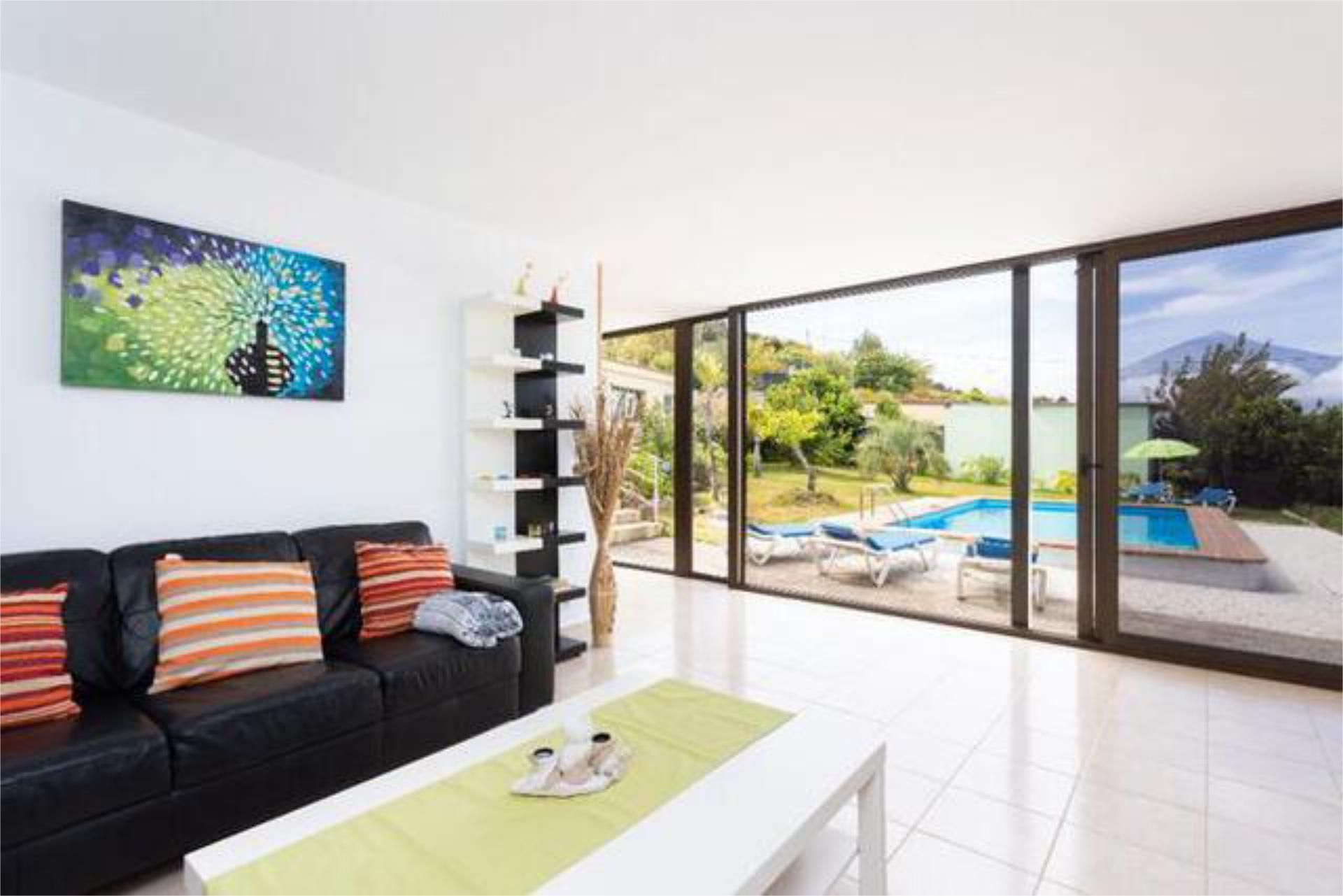 Living room of House or chalet for sale in Santa Úrsula  with Heating, Private garden and Terrace