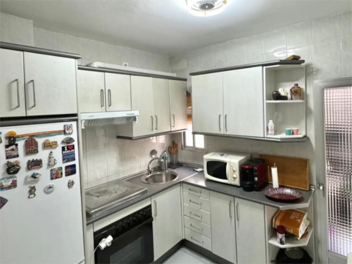 Kitchen of Flat for share in Getafe  with Heating, Parquet flooring and Terrace