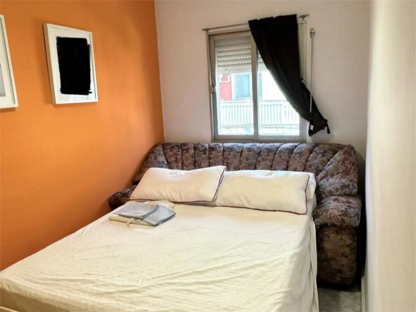 Bedroom of Flat for share in Getafe  with Heating, Parquet flooring and Terrace