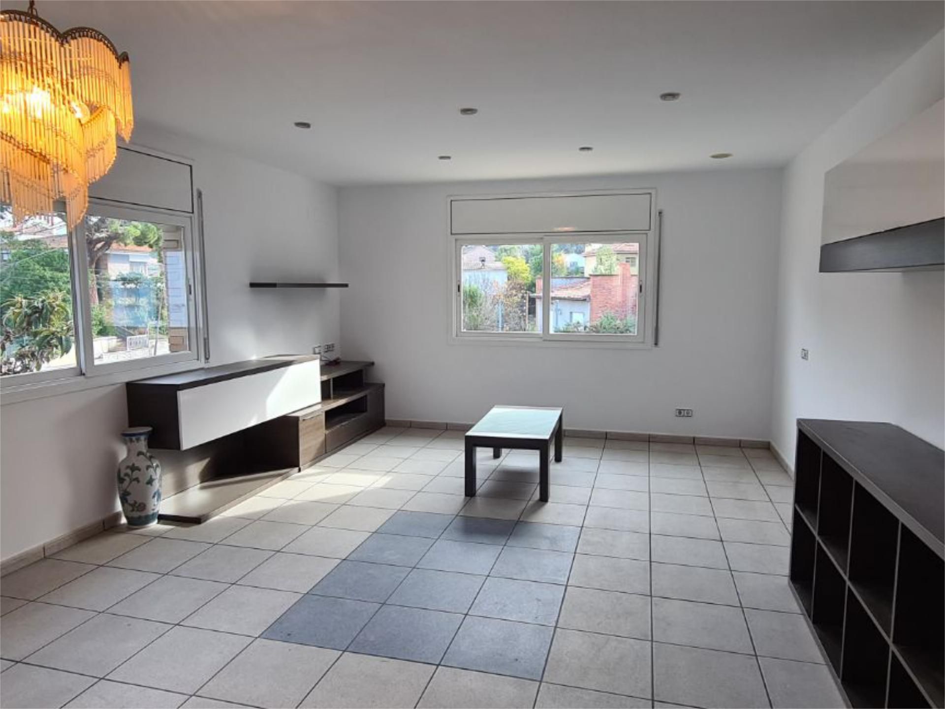 Living room of Flat to rent in Palau-solità i Plegamans  with Private garden, Storage room and Furnished