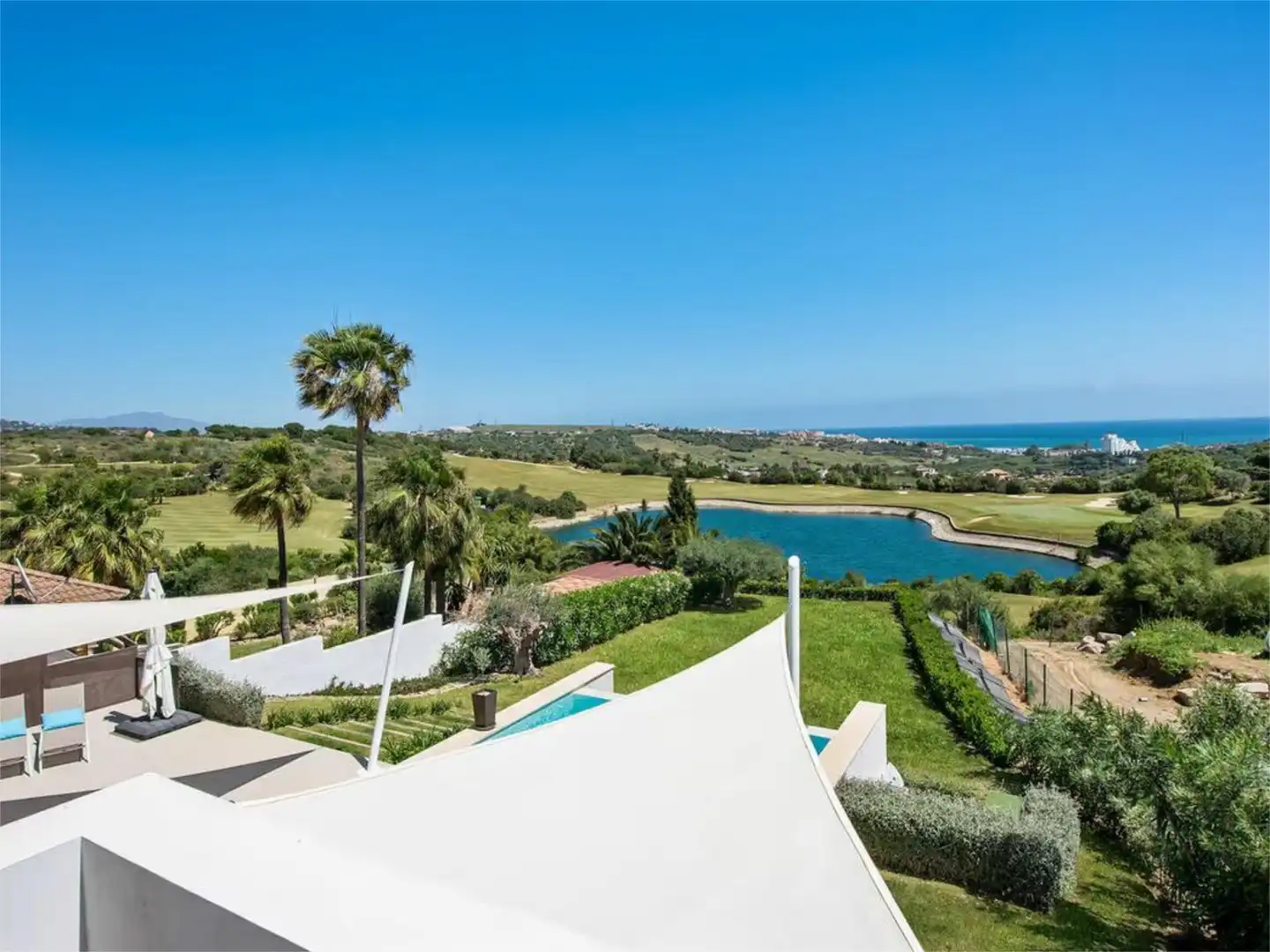 Casa adosada de alquiler en Calle el Salvador, 299, Valle Romano Golf Jardín de Casa adosada de alquiler en Estepona con Aire acondicionado, Calefacción y Jardín privado