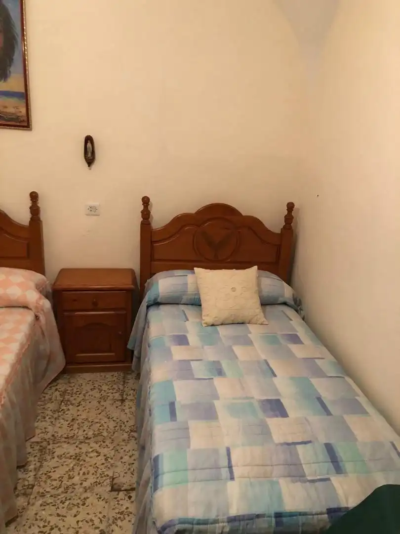 Habitación de Casa o chalet en venta en Madroñera con Jardín privado, Terraza y Amueblado