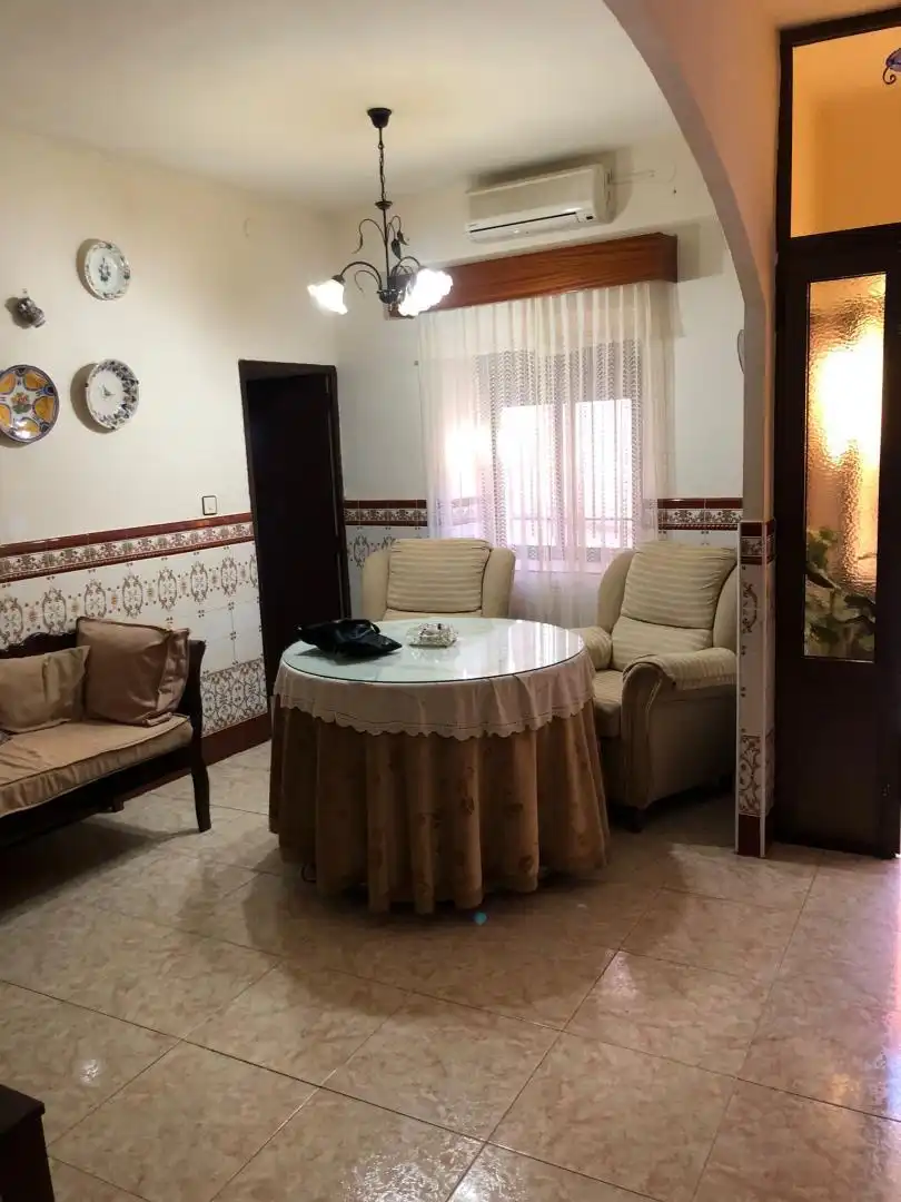 Sala de estar de Casa o chalet en venta en Madroñera con Jardín privado, Terraza y Amueblado