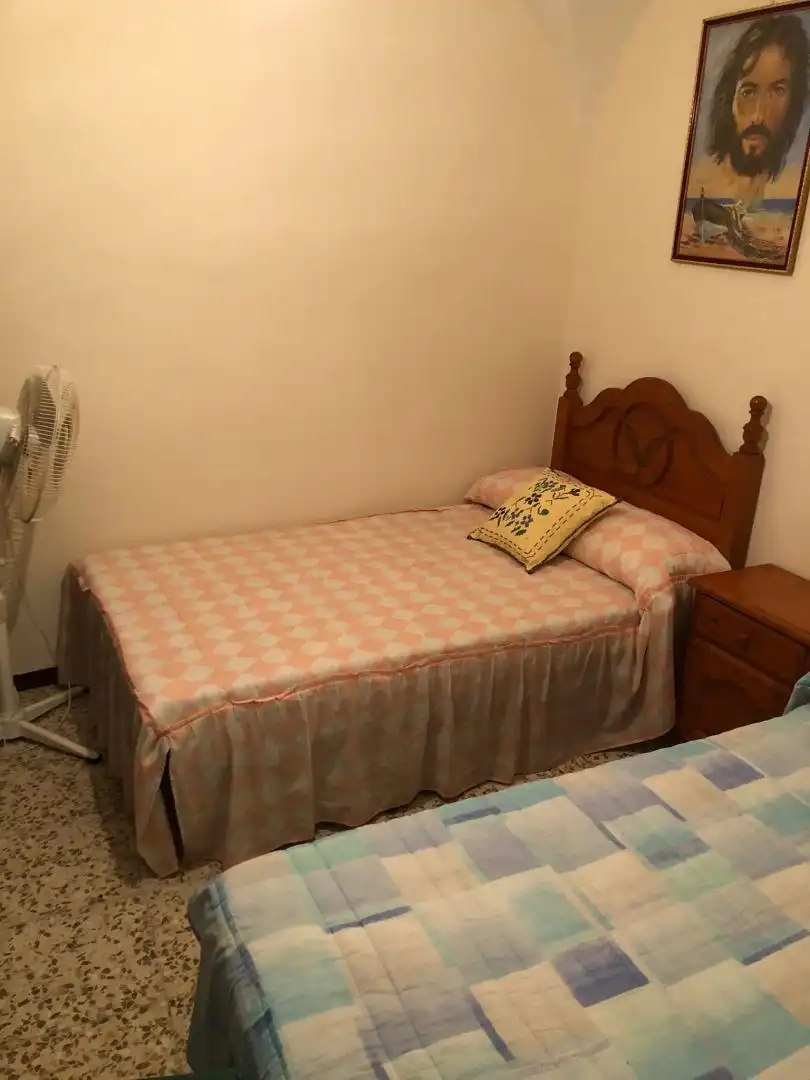 Habitación de Casa o chalet en venta en Madroñera con Jardín privado, Terraza y Amueblado