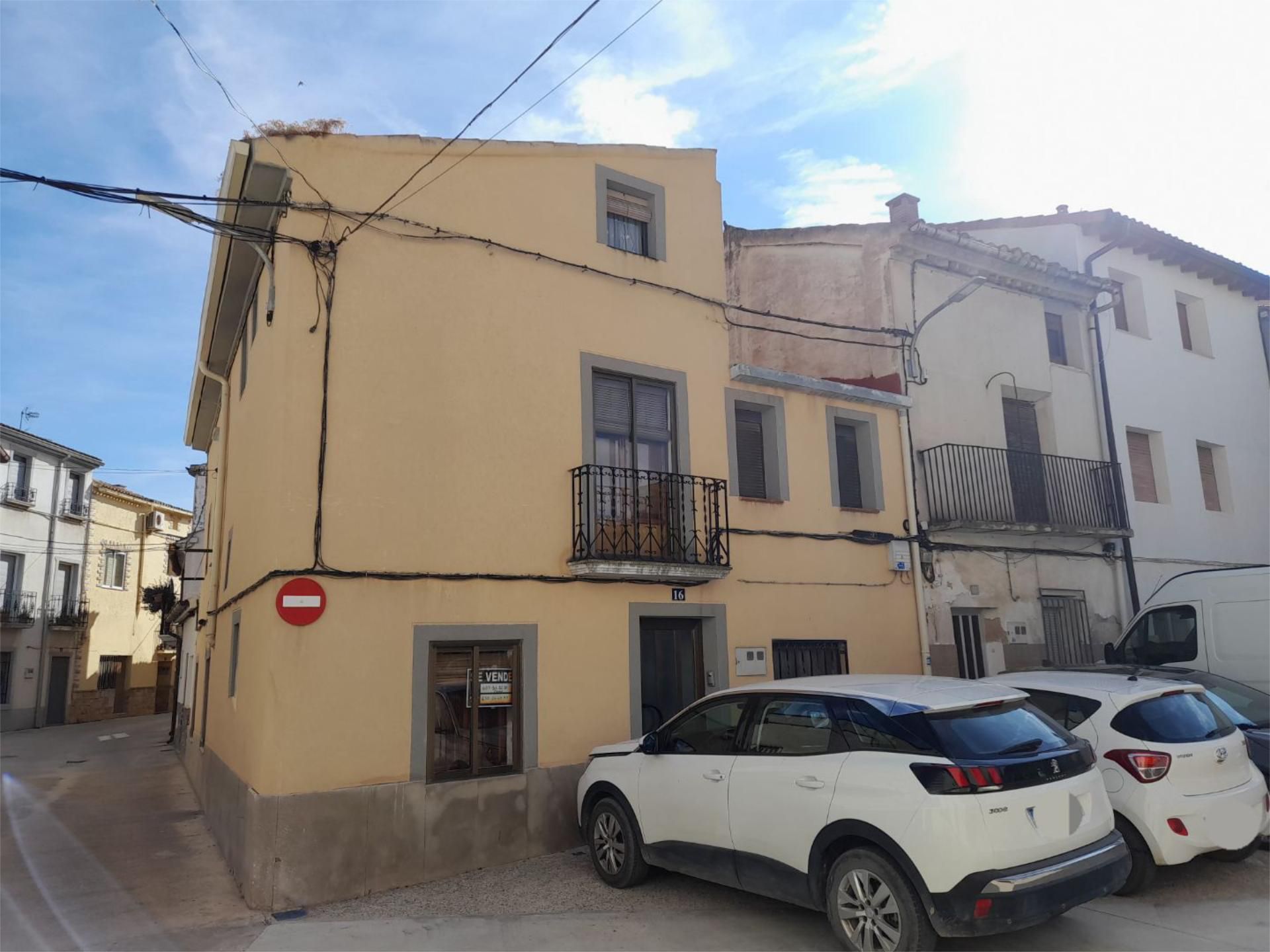 Exterior view of Flat for sale in Alcanadre  with Heating, Parquet flooring and Storage room