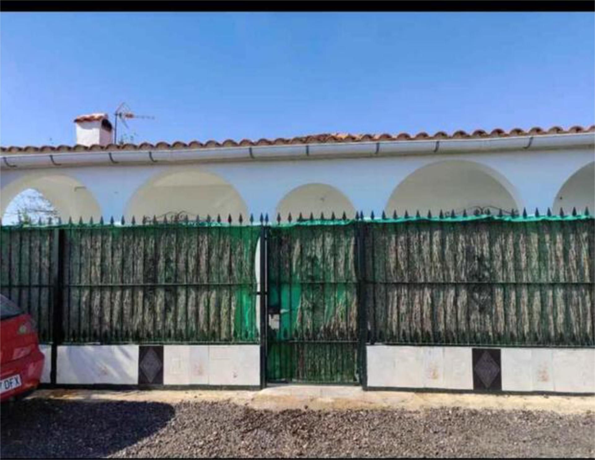 Vista exterior de Casa adosada de lloguer en Los Palacios y Villafranca