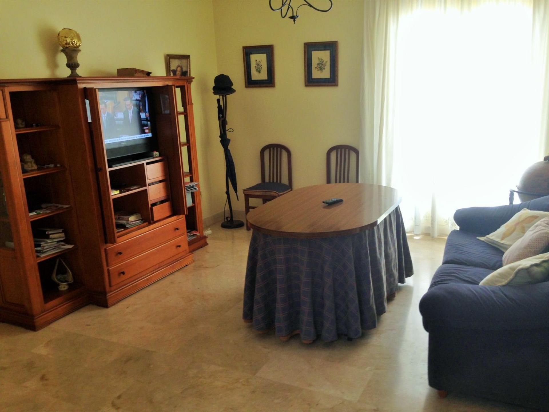 Sala d'estar de Pis en venda en Antequera amb Moblat i Aparcament comunitari