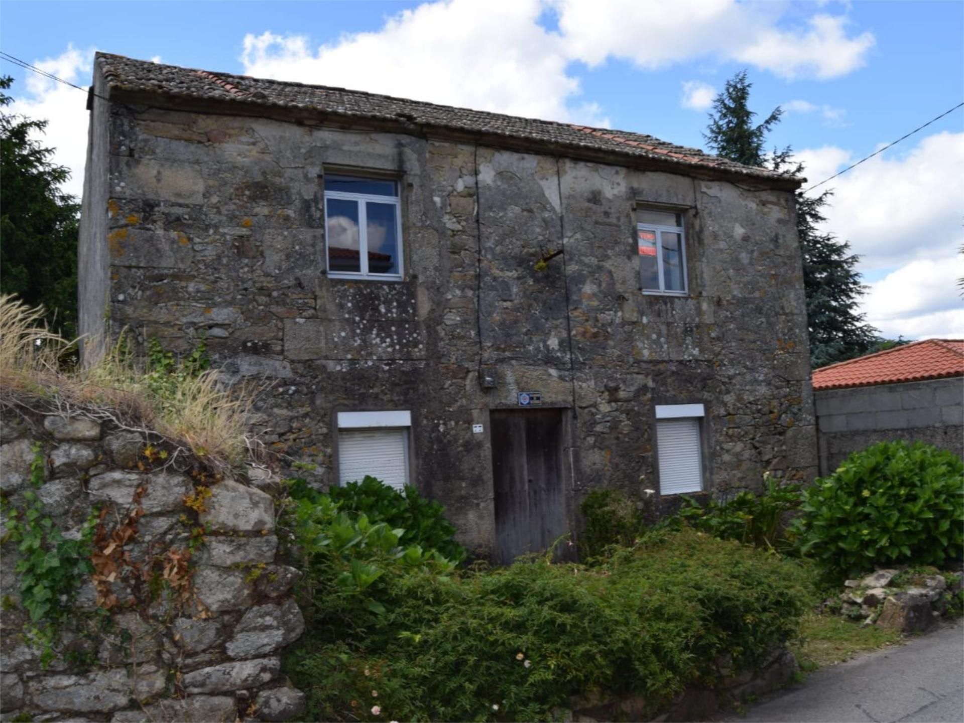Vista exterior de Pis en venda en Vilagarcía de Arousa amb Jardí privat