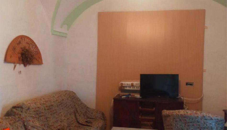 Foto 1 de Planta baja de alquiler en Calle Don Pedro Gómez Asensio, 20, Salvatierra de los Barros, Badajoz