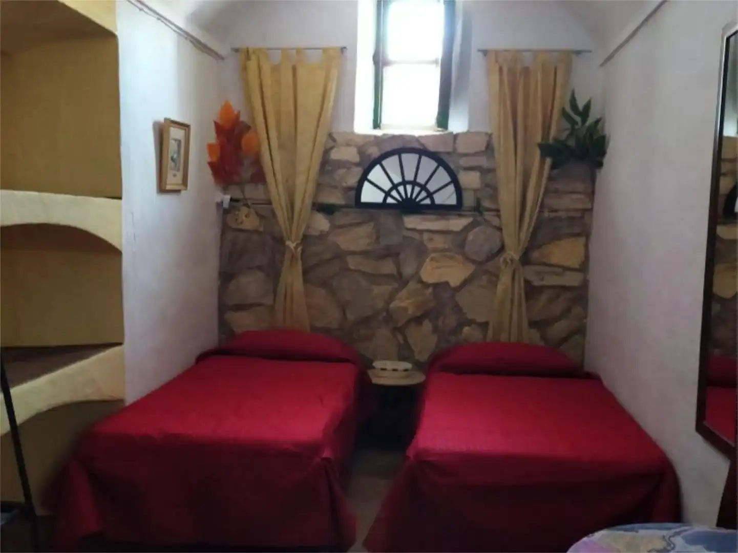 Habitación en Calle Nuestra Señora de Guadalupe, 33, Salvatierra de los Barros Habitación de Ático para compartir en Salvatierra de los Barros con Calefacción, Amueblado y Balcón