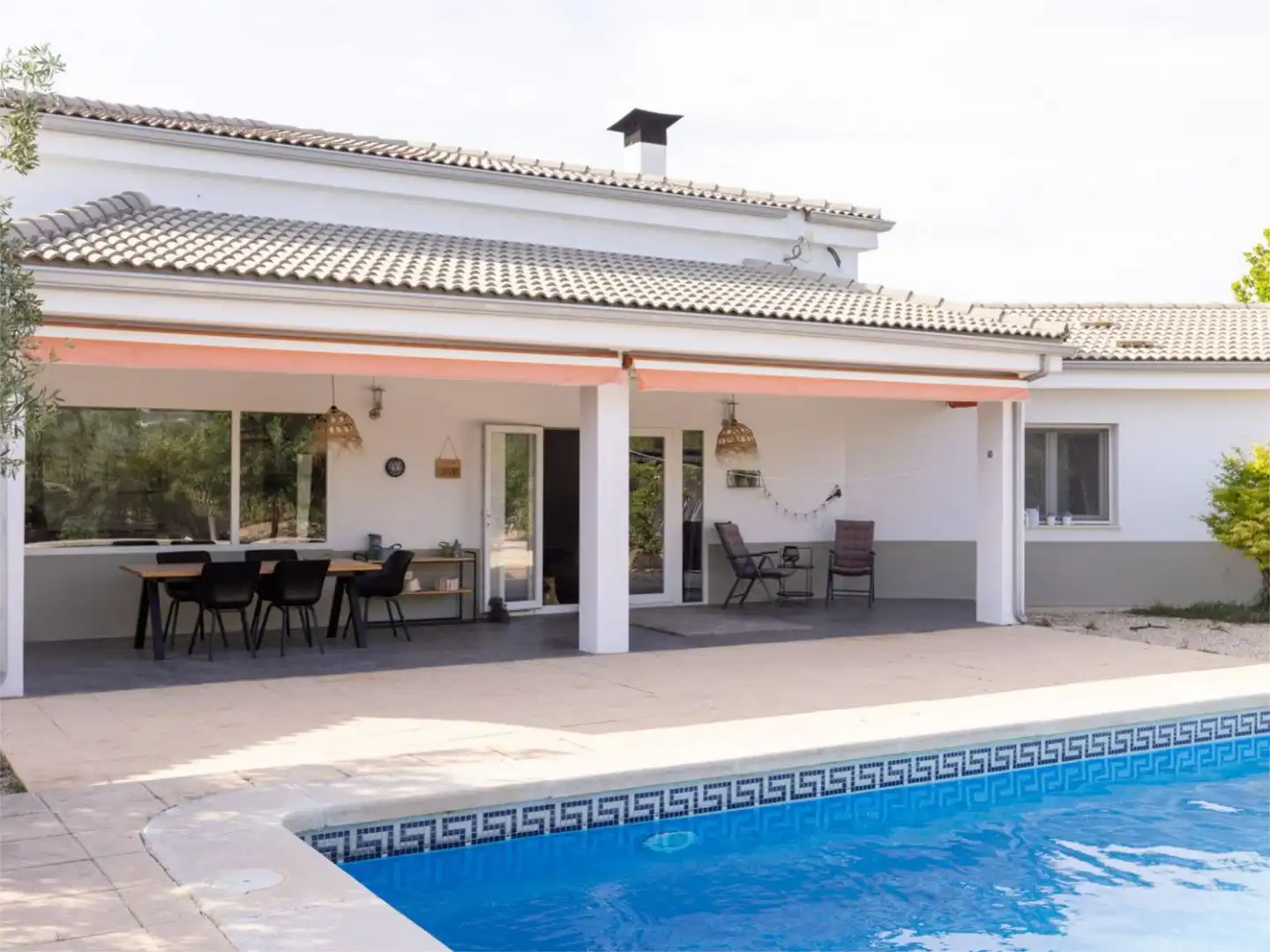 Casa o xalet en venda a Biar Vista exterior de Casa o xalet en venda en Biar amb Terrassa i Piscina