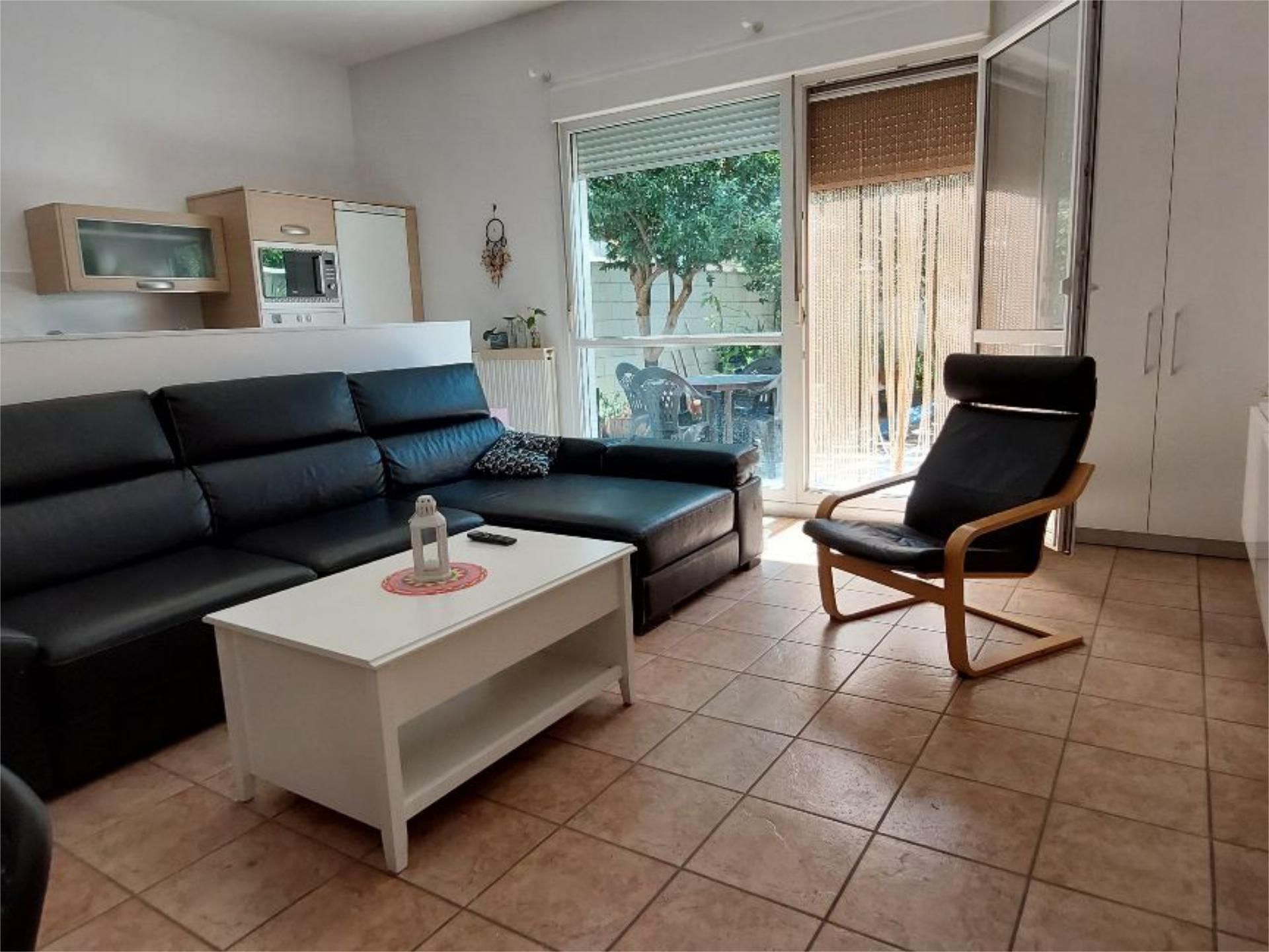 Living room of Single-family semi-detached for sale in Murchante  with Air Conditioner, Terrace and Balcony
