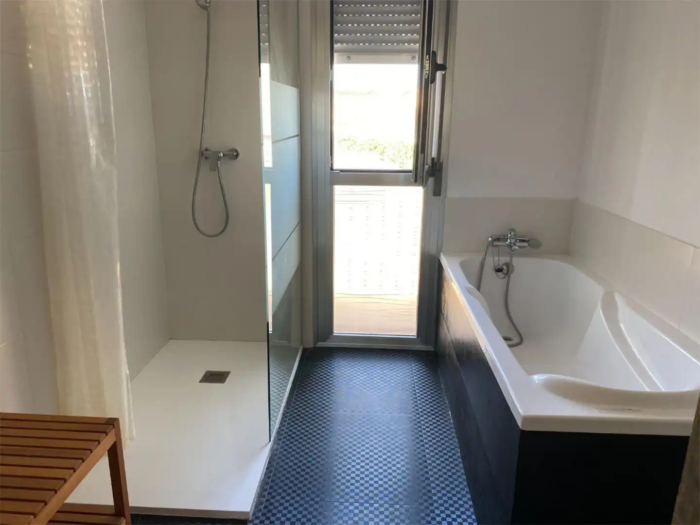 Bathroom of Flat for sale in Ribaforada  with Heating, Private garden and Parquet flooring