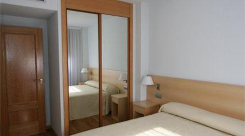 Piso de alquiler en Calle de Samaniego, 12, Rejas, Madrid - imagen 4 Foto 4 de Piso de alquiler en Calle de Samaniego, 12, Rejas, Madrid