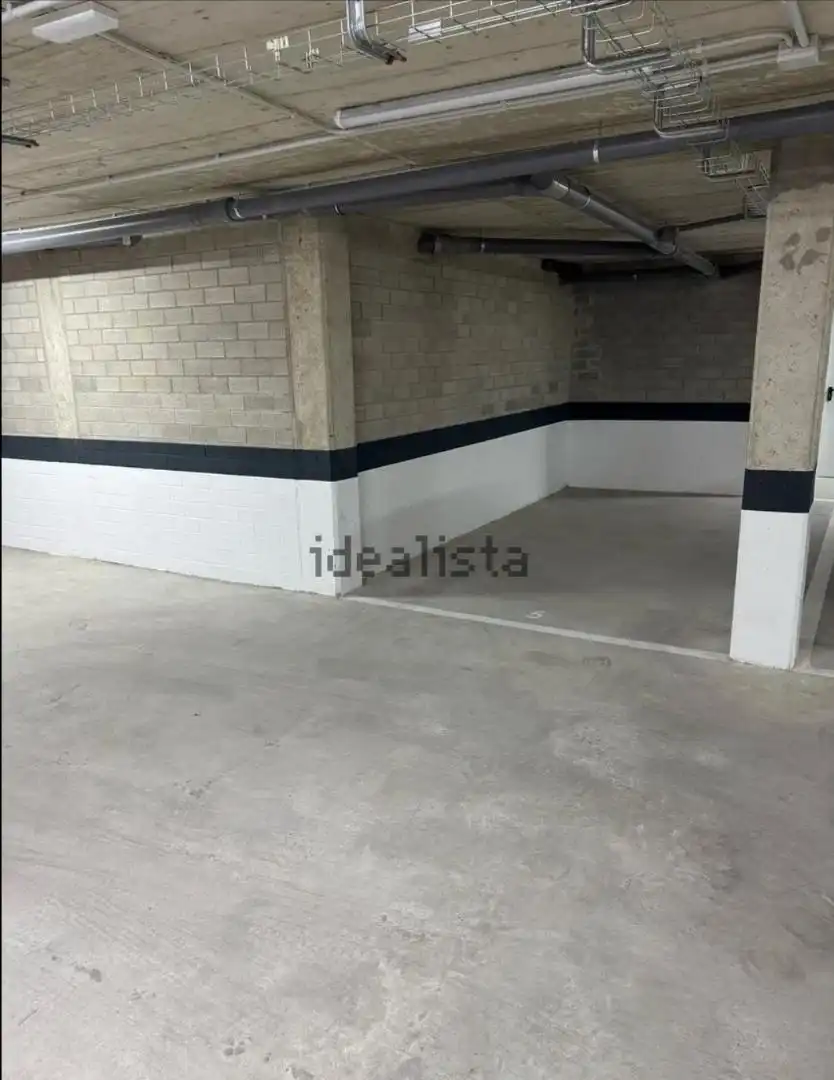 Parkplatz von Garage zur Miete in Calahorra