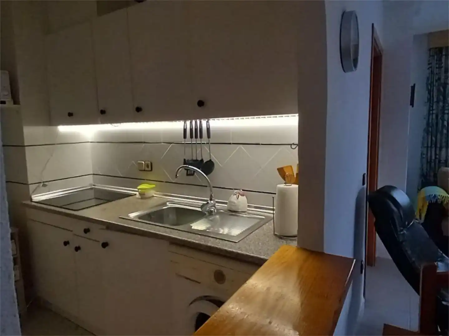 Kitchen of Flat for sale in Torrevieja  with Air Conditioner, Private garden and Terrace