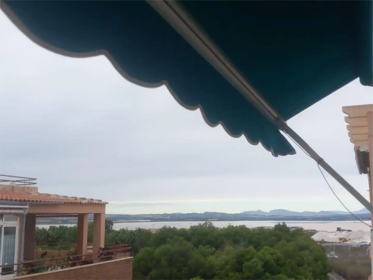 Terrace of Flat for sale in Torrevieja  with Air Conditioner, Private garden and Terrace