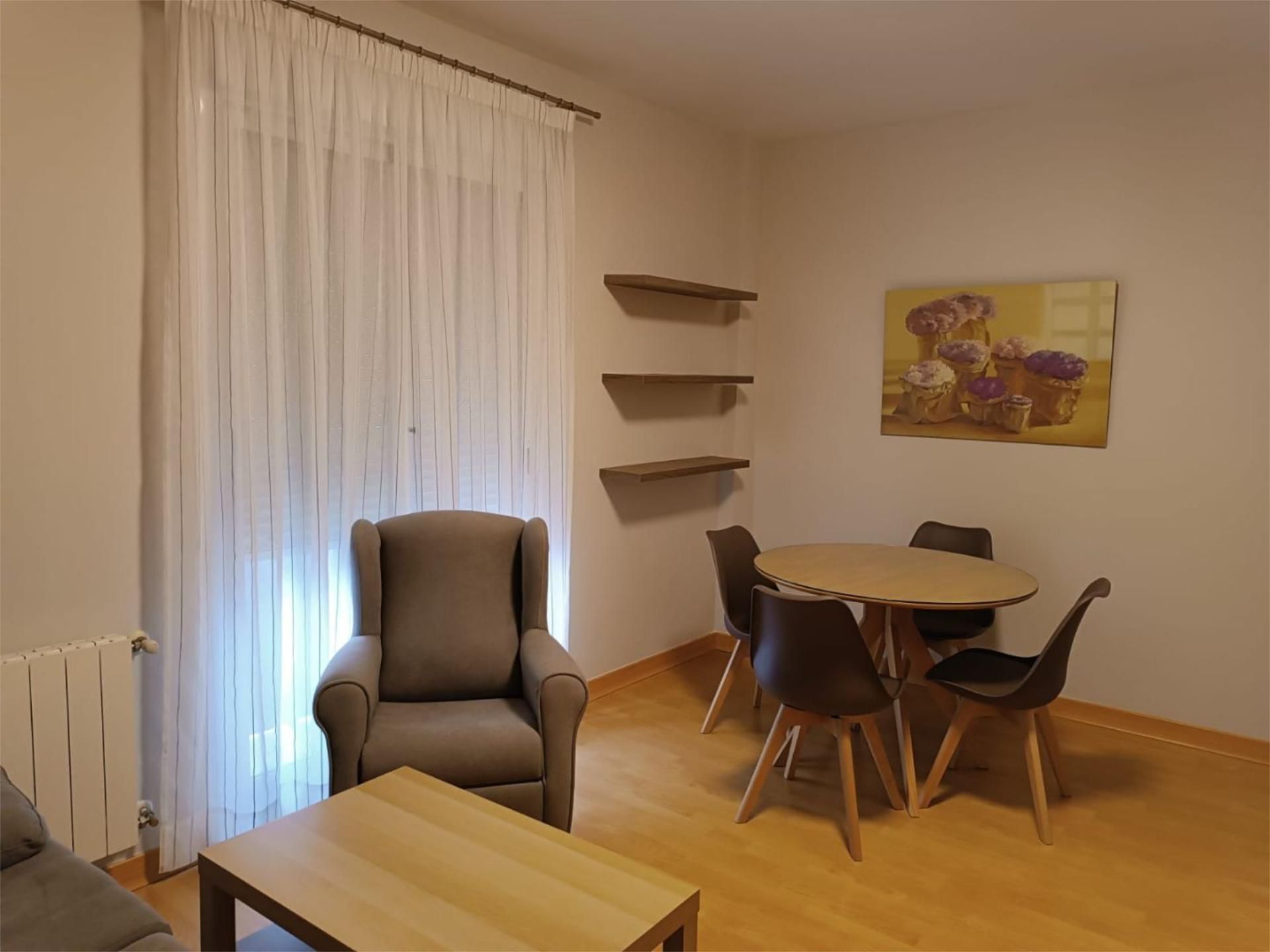 Sala d'estar de Pis de lloguer en Don Benito amb Aire condicionat i Balcó