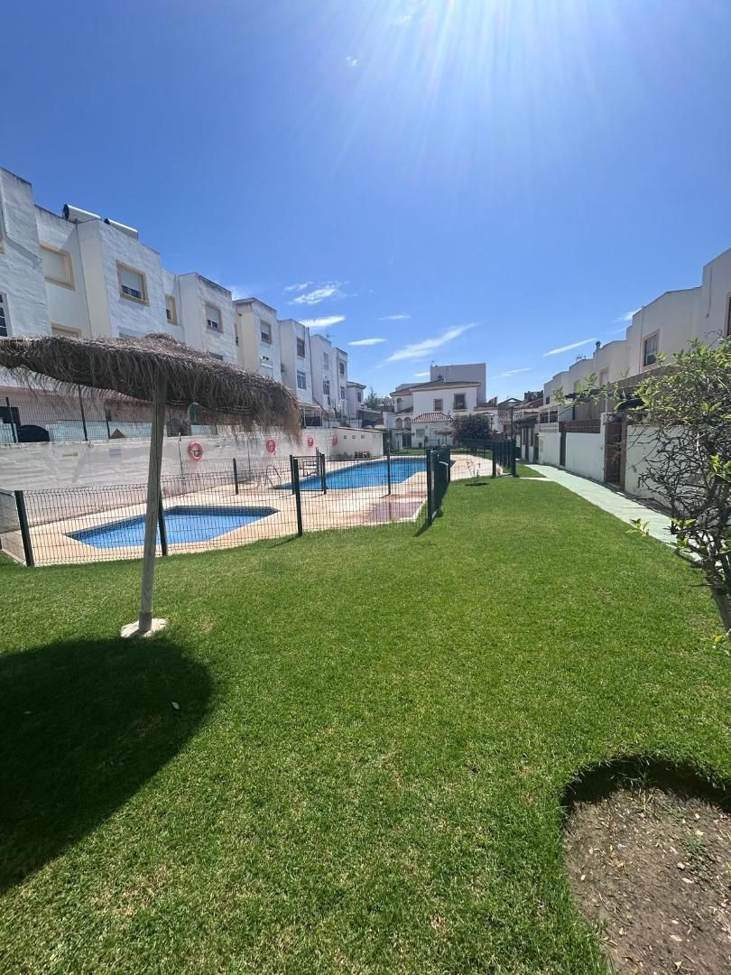 Vista exterior de Casa o chalet en venta en Cártama con Terraza, Piscina y Balcón