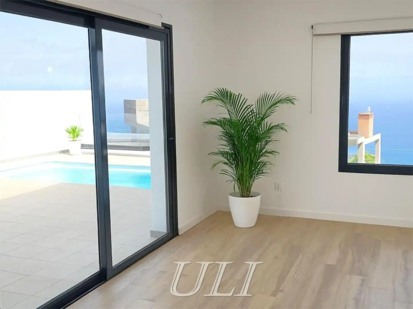 Houses for sale in Santa Catalina Houses for sale in Tacoronte with Air Conditioner, Terrace and Swimming Pool