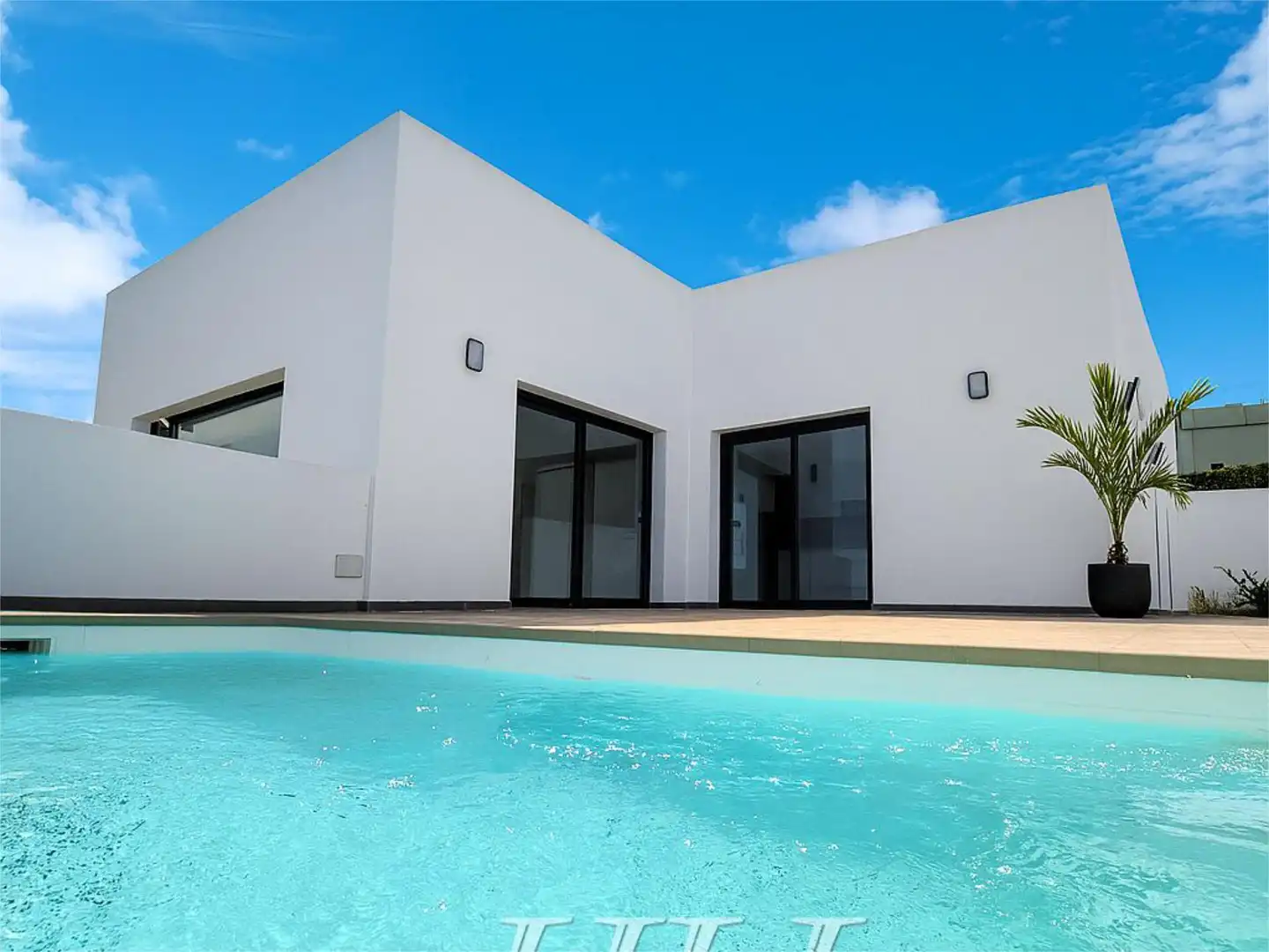 Houses for sale in Santa Catalina Swimming pool of Houses for sale in Tacoronte with Air Conditioner, Terrace and Swimming Pool