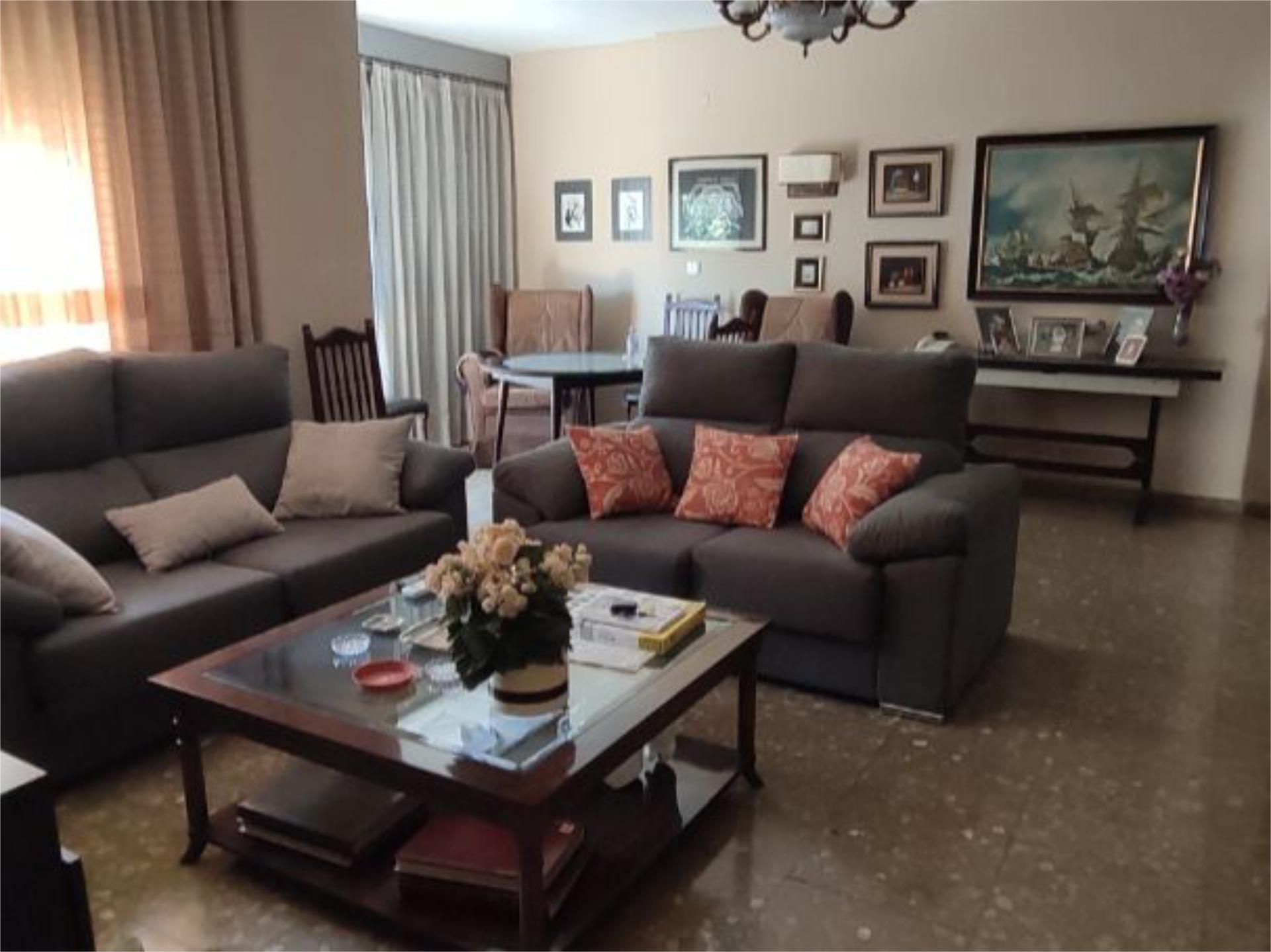 Sala d'estar de Pis en venda en  Córdoba Capital amb Aire condicionat, Terrassa i Traster