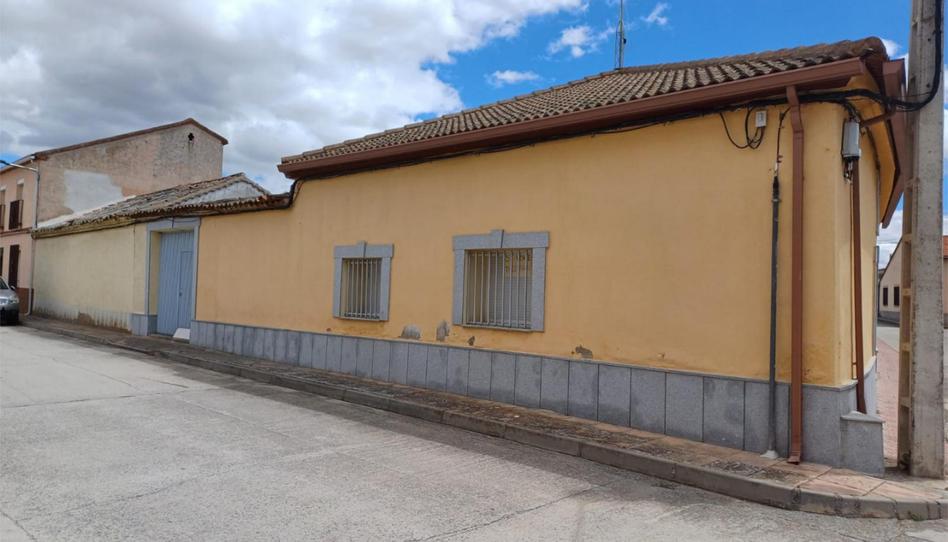 House or chalet for sale in Plaza de la Cebada, 8, Pajares de Adaja, Ávila - image 1 Photo 1 of House or chalet for sale in Plaza de la Cebada, 8, Pajares de Adaja, Ávila