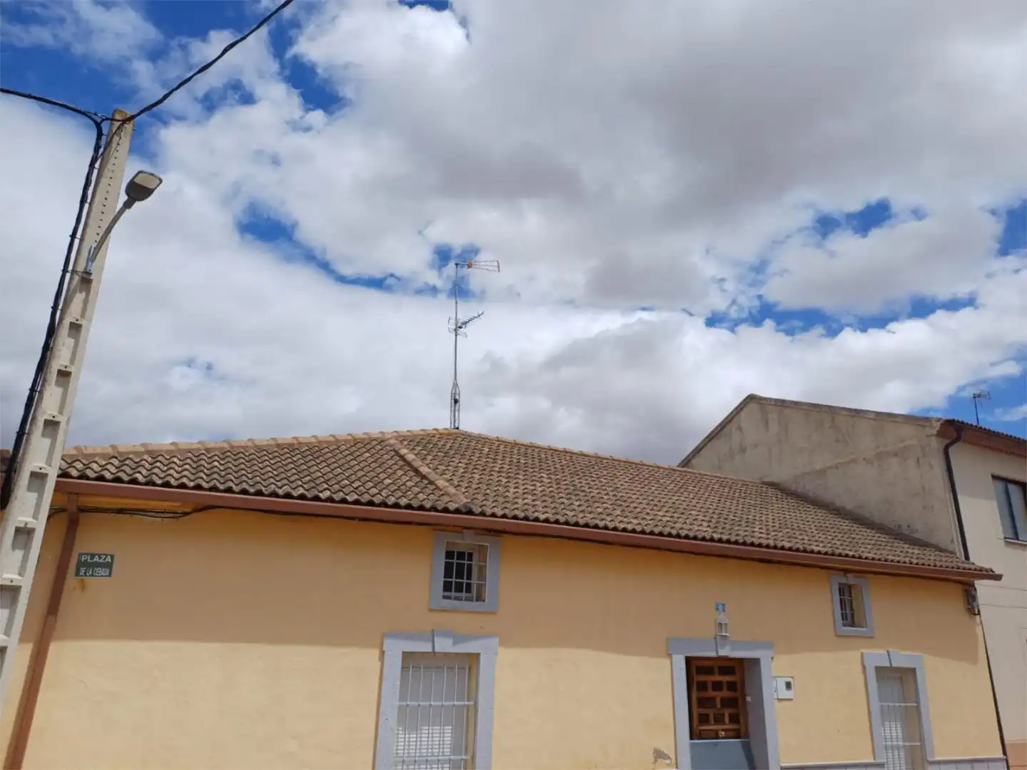 Vista exterior de Casa o chalet en venta en Pajares de Adaja con Jardín privado
