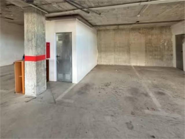 Garaje en Alquiler en Carrer de Santa Anna, 25 en Torremanzanas / La Torre de les Maçanes